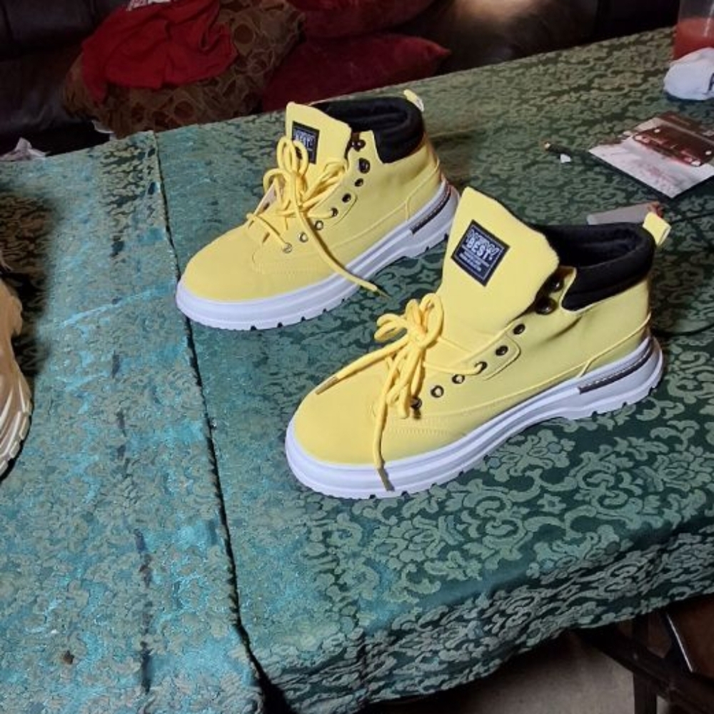 Yellow tennis